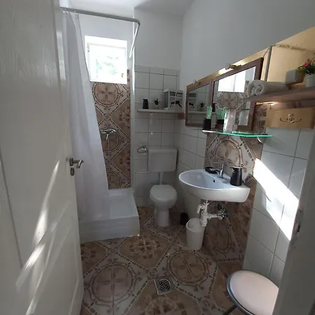 Gavriel Boutique Wellness Hotel 2*