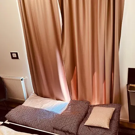 Gavriel Boutique Wellness מלון 2*